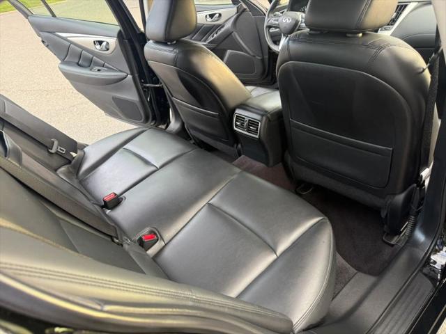 2020 INFINITI Q50 LUXE