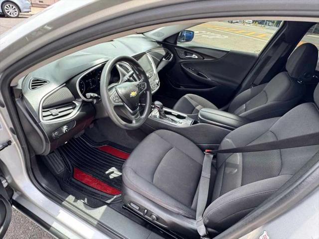 2022 Chevrolet Malibu FWD LT