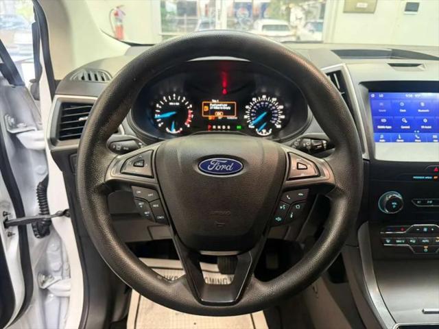 2020 Ford Edge SE