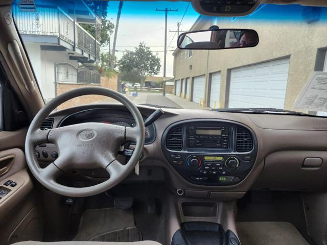 2002 Toyota Sequoia SR5 V8