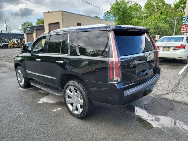 2018 Cadillac Escalade Luxury
