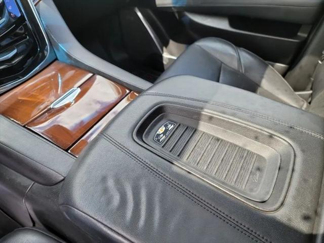 2018 Cadillac Escalade Luxury