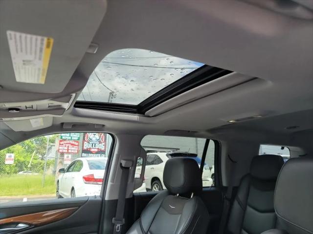 2018 Cadillac Escalade Luxury