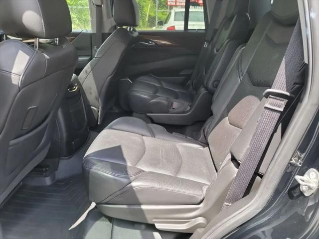 2018 Cadillac Escalade Luxury