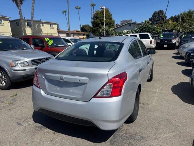 2015 Nissan Versa 1.6 S+