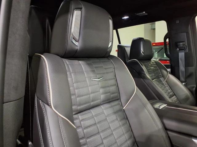 2025 Cadillac Escalade Sport Platinum