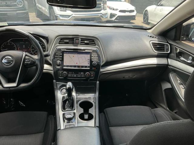 2017 Nissan Maxima SV