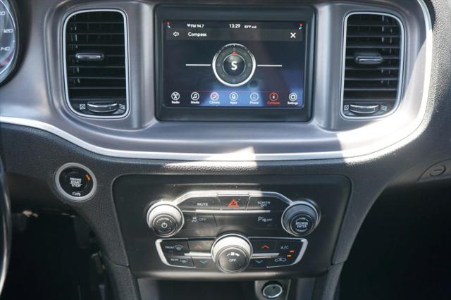 2022 Dodge Charger SXT RWD
