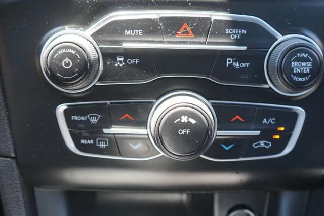 2022 Dodge Charger SXT RWD