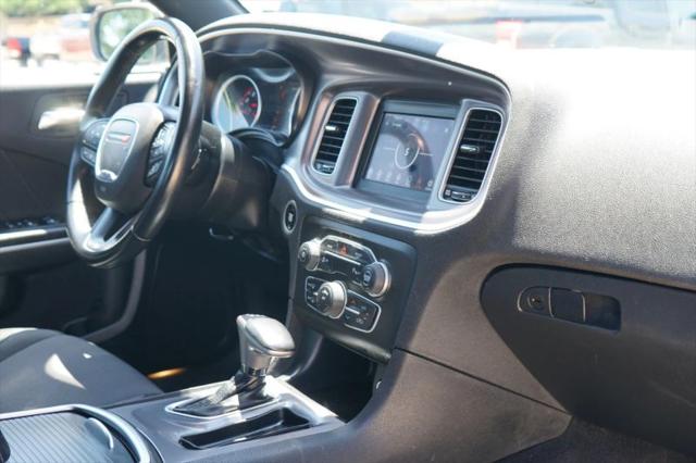 2022 Dodge Charger SXT RWD