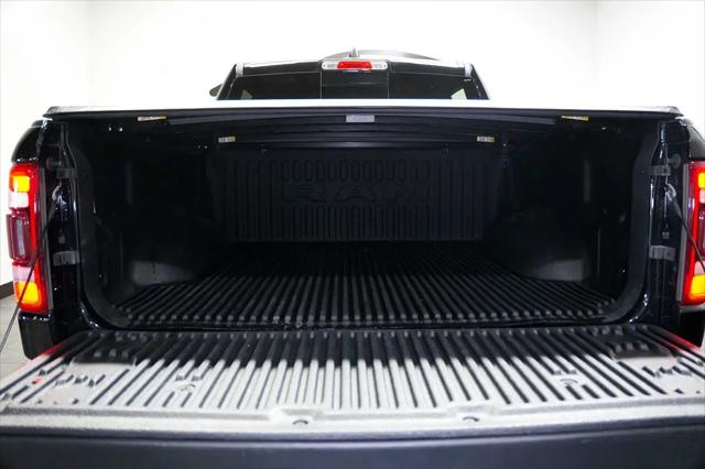 2022 Ram 1500 Big Horn Crew Cab 4x4 5'7" Box