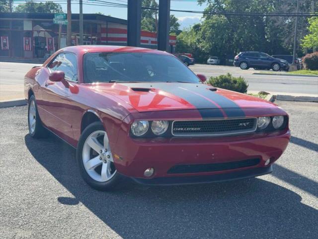 2012 Dodge Challenger SXT