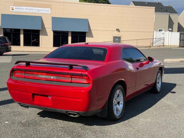2012 Dodge Challenger SXT