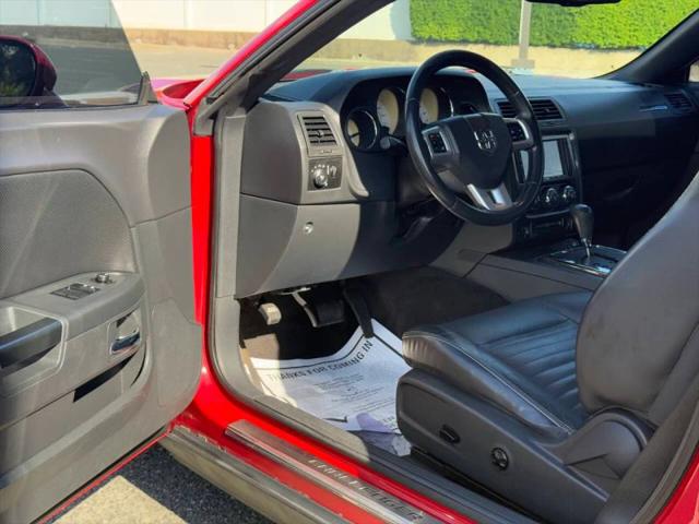 2012 Dodge Challenger SXT