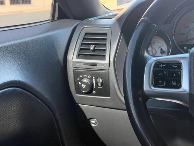 2012 Dodge Challenger SXT