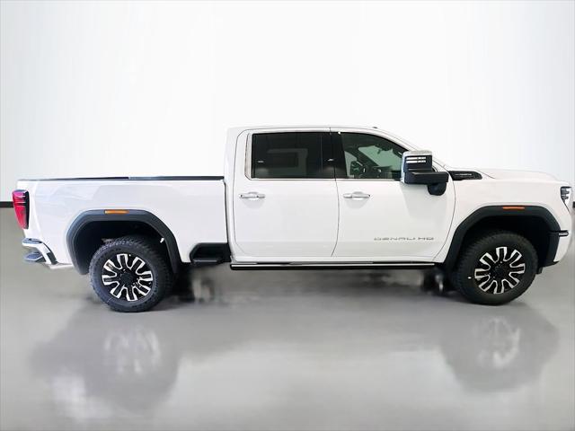 2026 GMC Sierra 2500HD Crew Cab, Standard Bed, Denali Ultimate, 4WD