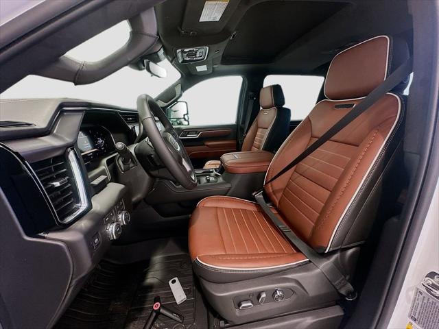 2026 GMC Sierra 2500HD Crew Cab, Standard Bed, Denali Ultimate, 4WD