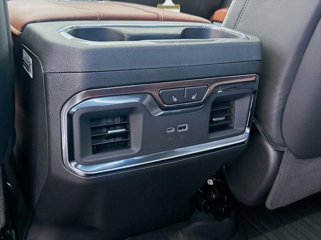 2026 GMC Sierra 2500HD Crew Cab, Standard Bed, Denali Ultimate, 4WD