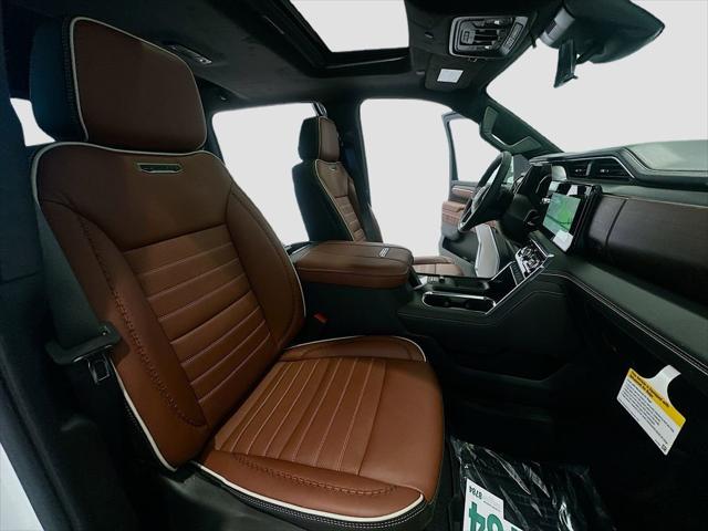 2026 GMC Sierra 2500HD Crew Cab, Standard Bed, Denali Ultimate, 4WD