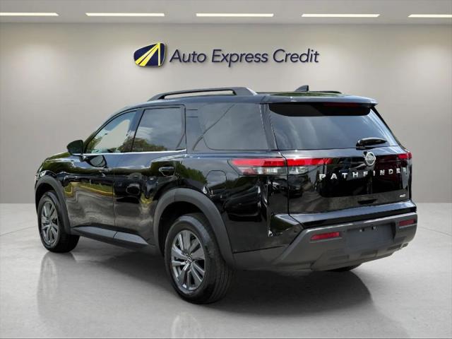 2025 Nissan Pathfinder SV 4WD