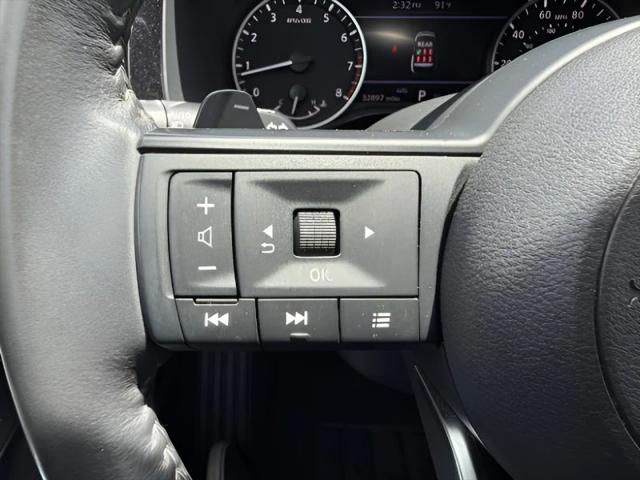 2025 Nissan Pathfinder SV 4WD