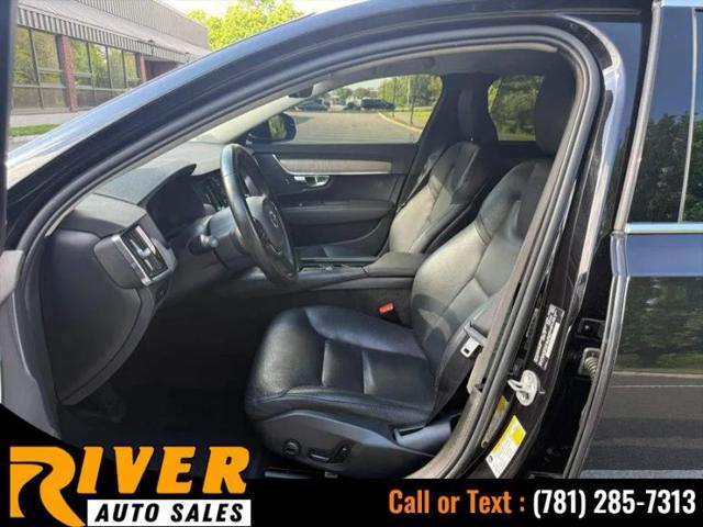 2024 Volvo S90 B6 Plus