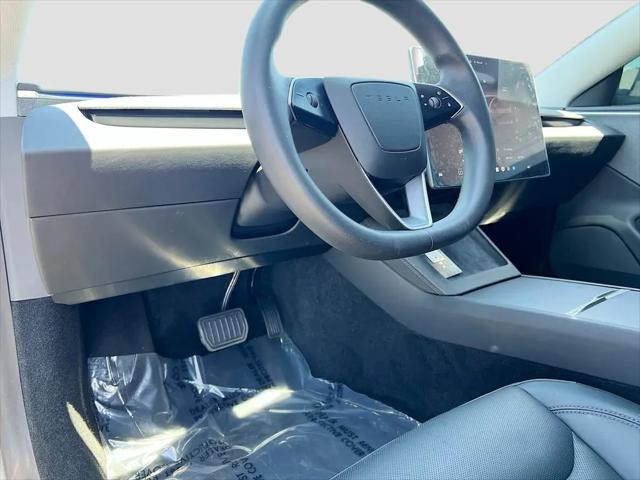 2025 Tesla Model 3 Standard Rear-Wheel Drive