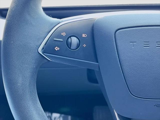 2025 Tesla Model 3 Standard Rear-Wheel Drive