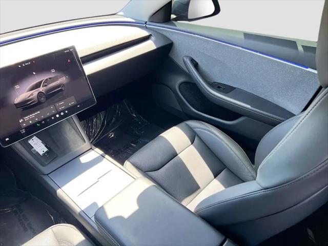 2025 Tesla Model 3 Standard Rear-Wheel Drive