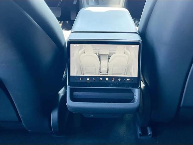 2025 Tesla Model 3 Standard Rear-Wheel Drive