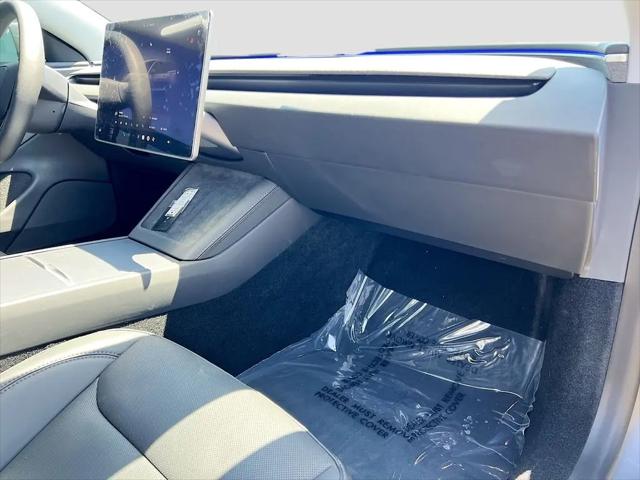 2025 Tesla Model 3 Standard Rear-Wheel Drive