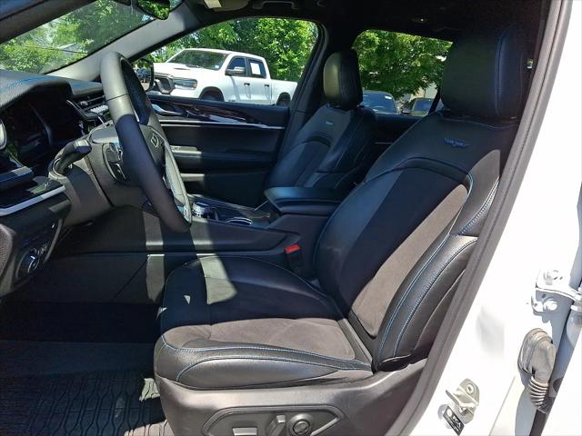 2024 Jeep Grand Cherokee Trailhawk