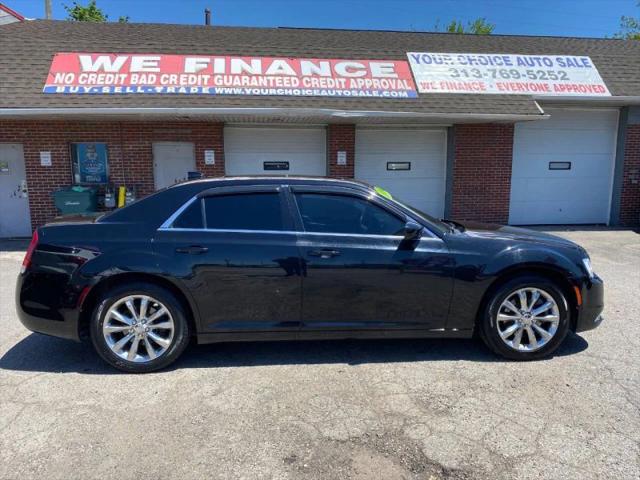 2016 Chrysler 300 Limited