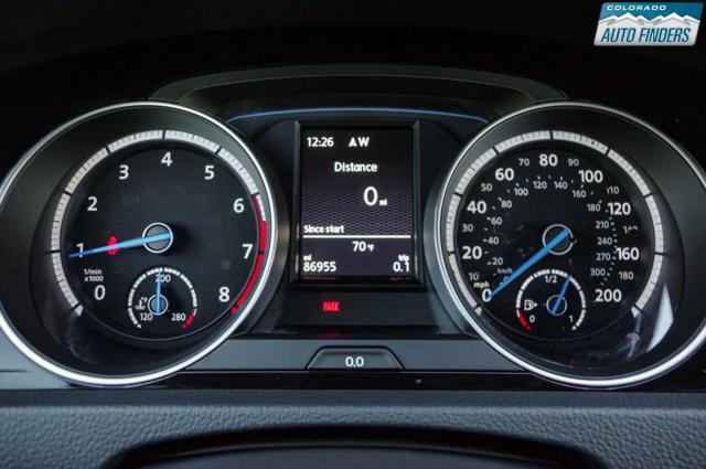 2016 Volkswagen Golf R 4-Door