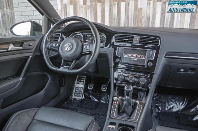 2016 Volkswagen Golf R 4-Door
