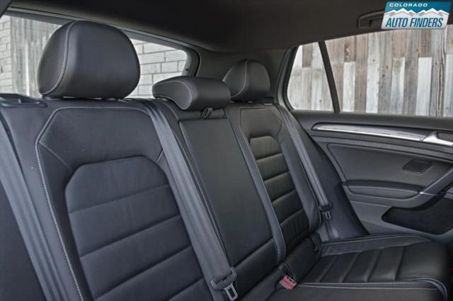 2016 Volkswagen Golf R 4-Door