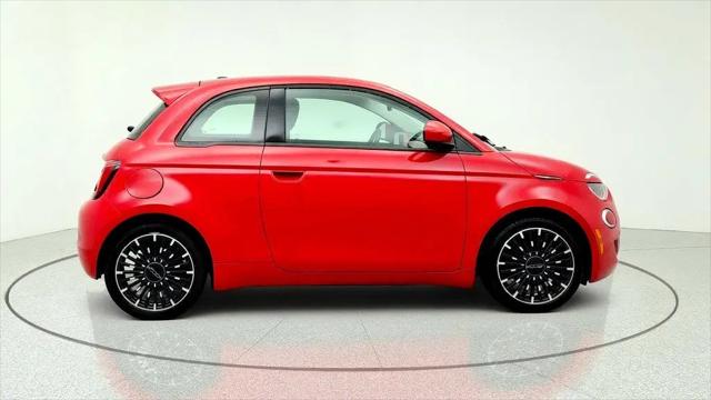 2024 Fiat 500e INSPI(RED) FWD