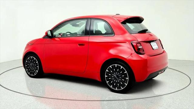 2024 Fiat 500e INSPI(RED) FWD