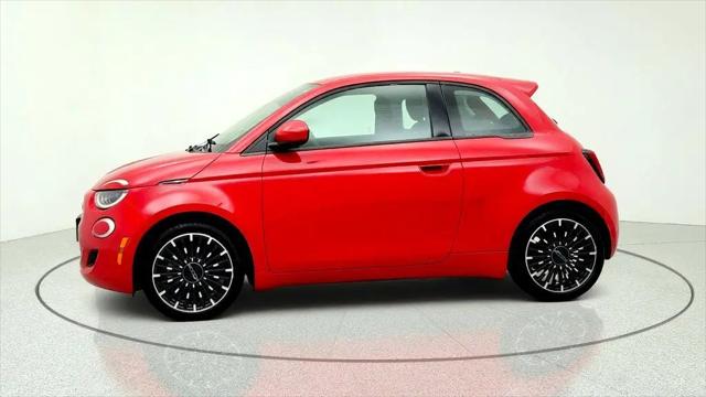 2024 Fiat 500e INSPI(RED) FWD