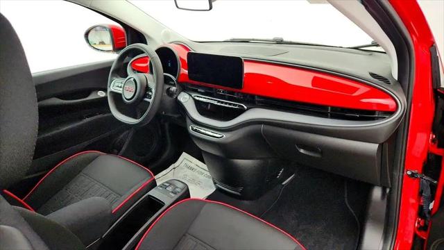 2024 Fiat 500e INSPI(RED) FWD