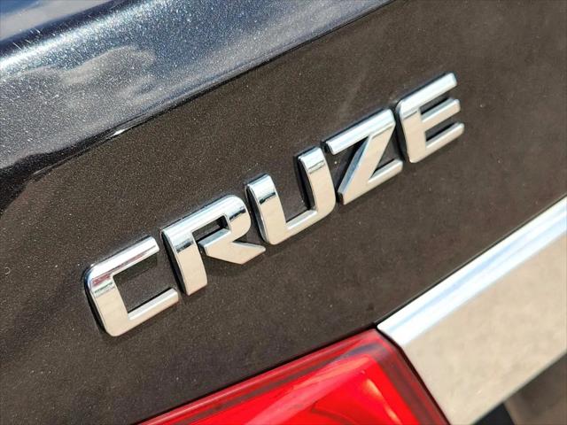 2011 Chevrolet Cruze LS