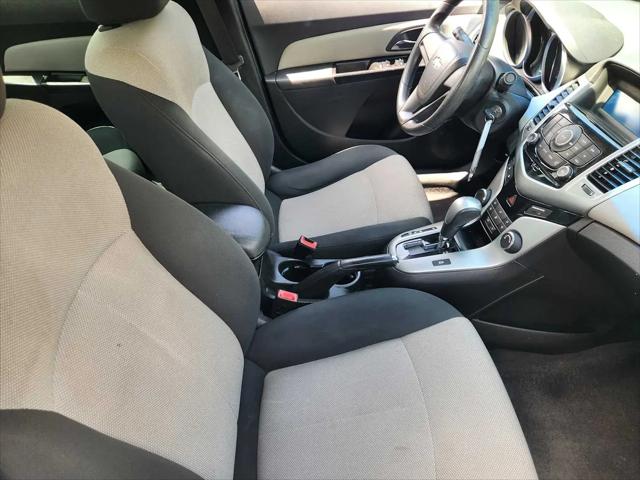 2011 Chevrolet Cruze LS