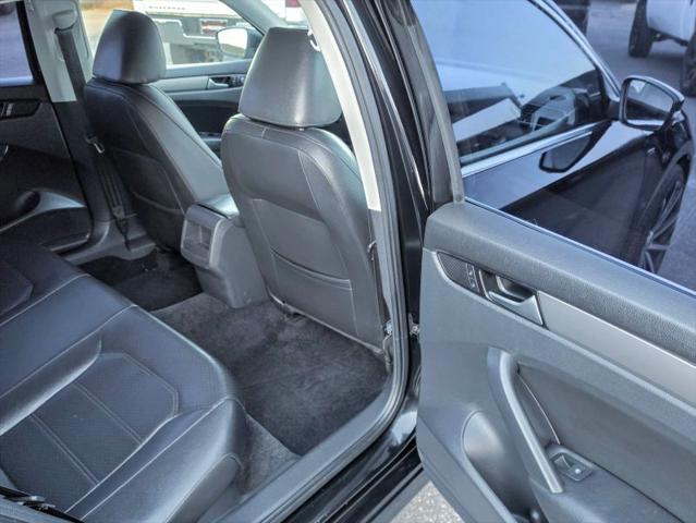 2015 Volkswagen Passat 1.8T Limited Edition