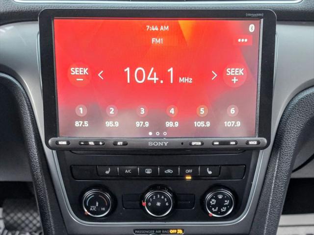 2015 Volkswagen Passat 1.8T Limited Edition