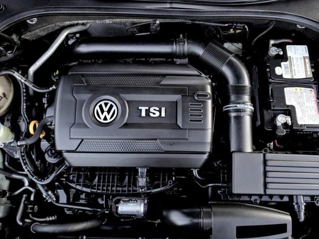2015 Volkswagen Passat 1.8T Limited Edition