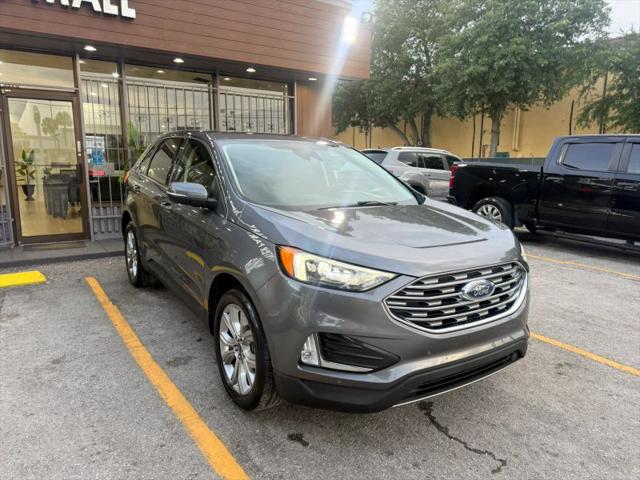 2022 Ford Edge Titanium