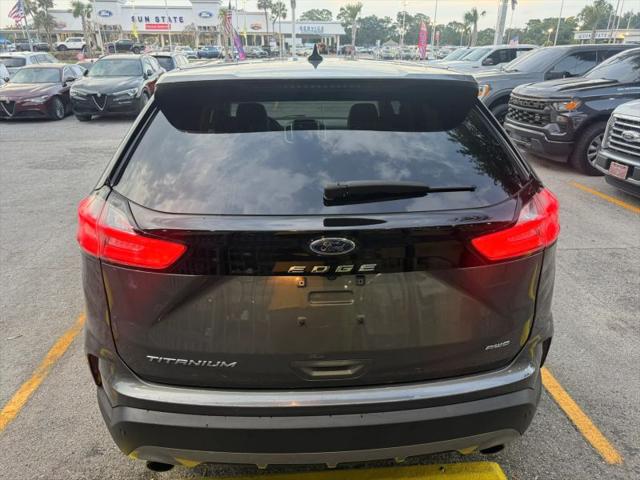 2022 Ford Edge Titanium