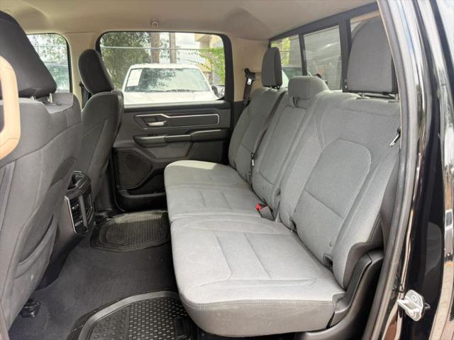 2019 Ram 1500 Big Horn/Lone Star Crew Cab 4x4 6'4" Box