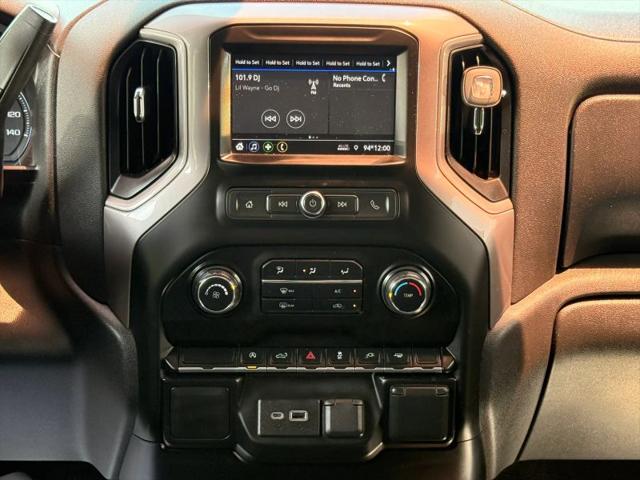 2021 Chevrolet Silverado 1500 2WD Crew Cab Short Bed Custom