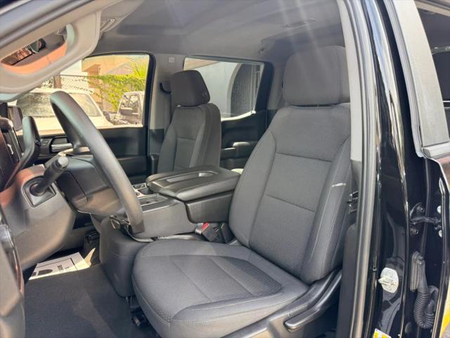 2021 Chevrolet Silverado 1500 2WD Crew Cab Short Bed Custom
